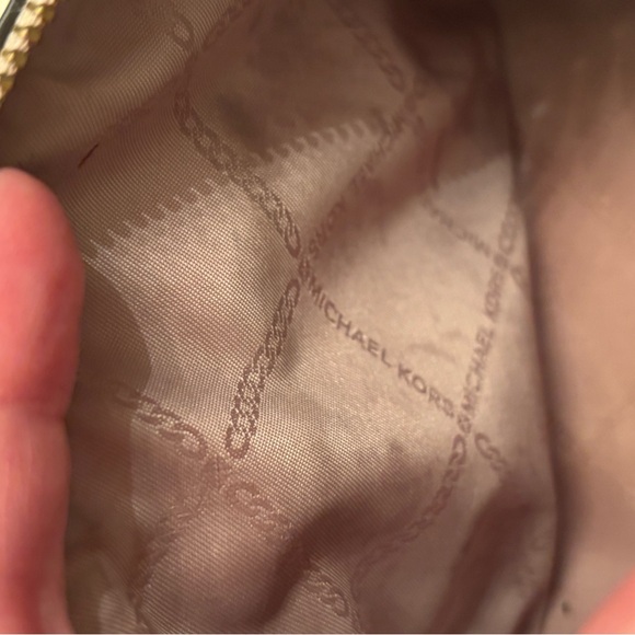 EUC Michael Kors Bedford Legacy Mini - Picture 9 of 10